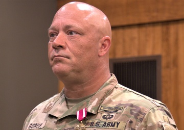 Illinois Army National Guard NCO Retires After Nearly 26 Years of Service