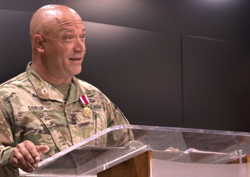 Illinois Army National Guard NCO Retires After Nearly 26 Years of Service