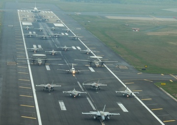 NAF Misawa, 35th FW, and JASDF Participate in “Elephant Walk”