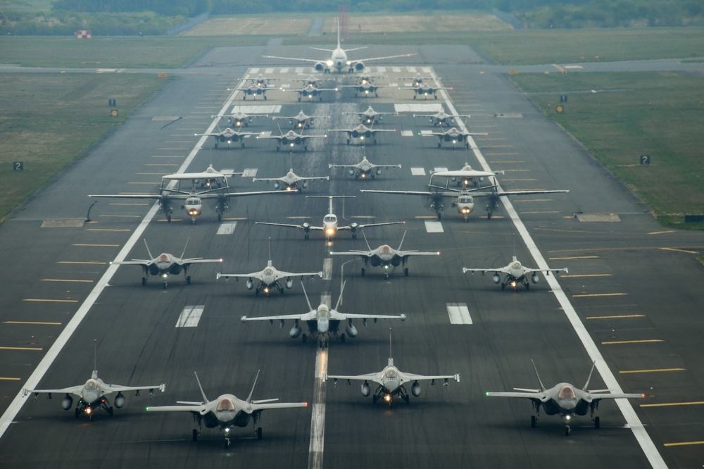 NAF Misawa, 35th FW, and JASDF Participate in “Elephant Walk”