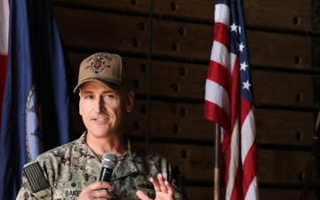 USS Ashland holds change of command