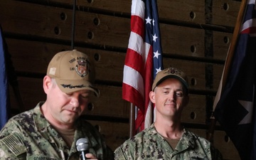 USS Ashland holds change of command