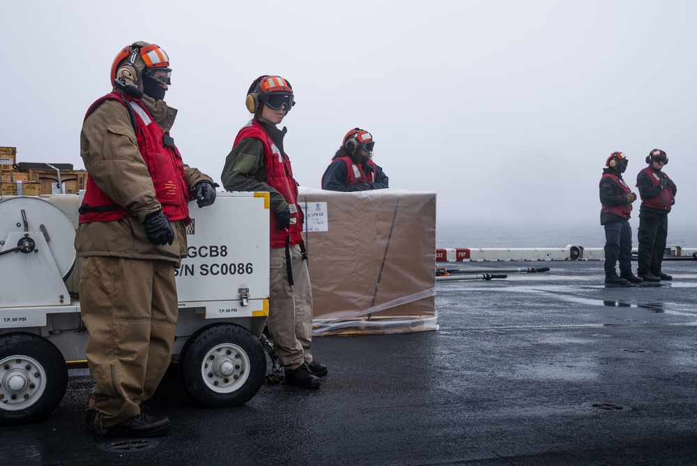 Kearsarge Conducts Operations in the Atlantic Ocean