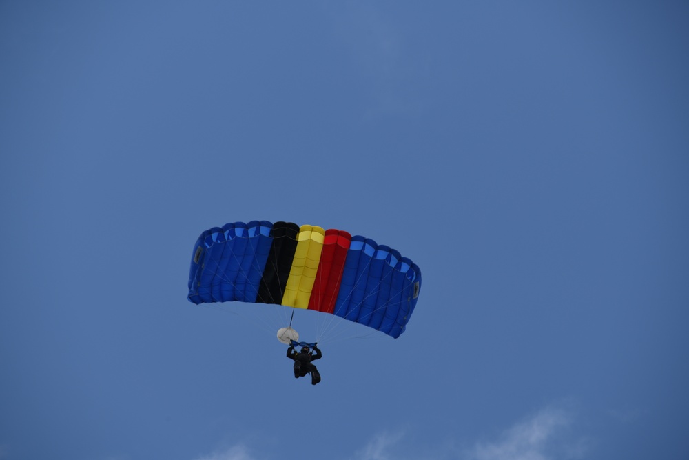 Belgian special forces paratroopers train on Chievres  Air base