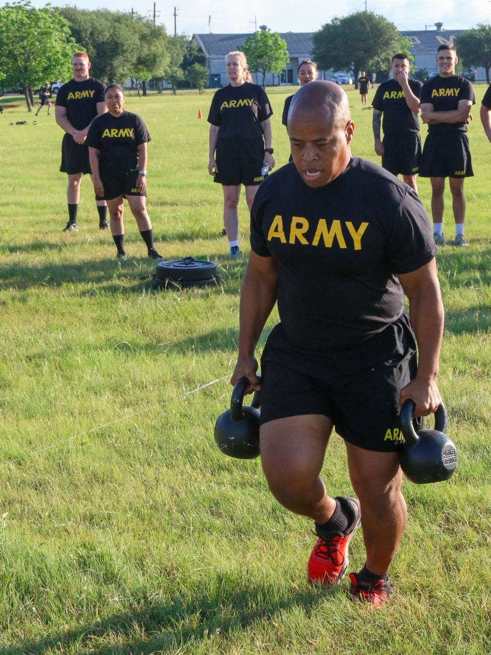 36ID Headquarters T-Patchers familiarize with newest ACFT
