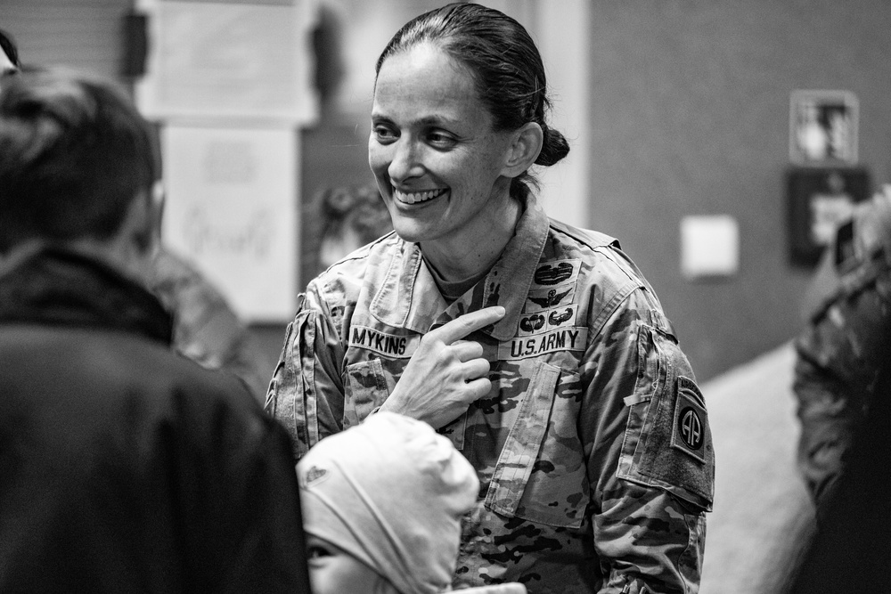Paratroopers Spend Afternoon with Orphans