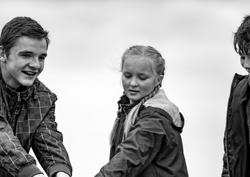 Paratroopers Spend Afternoon with Orphans
