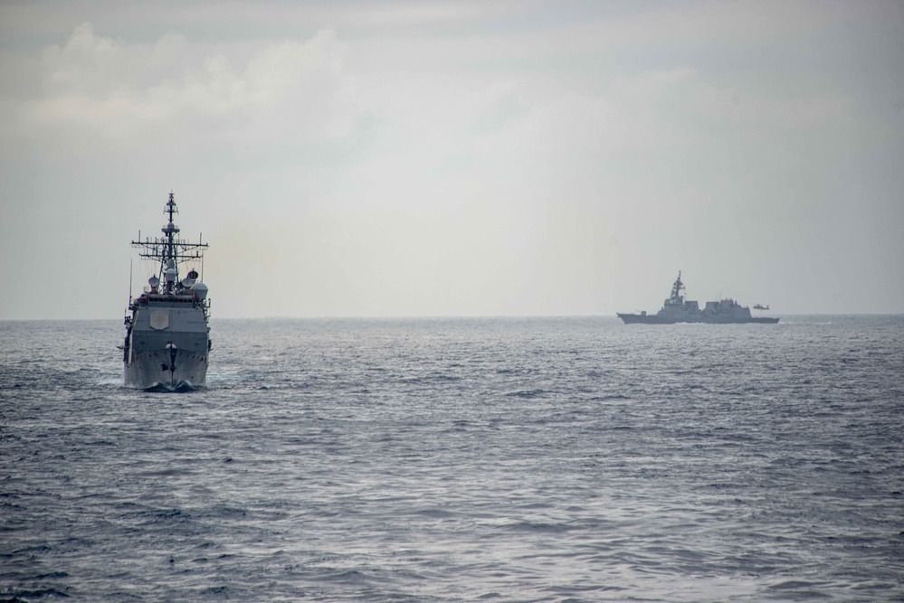 USS Ronald Reagan (CVN 76) Conducts Joint Exercise with USS Antietam and Japanese Navy