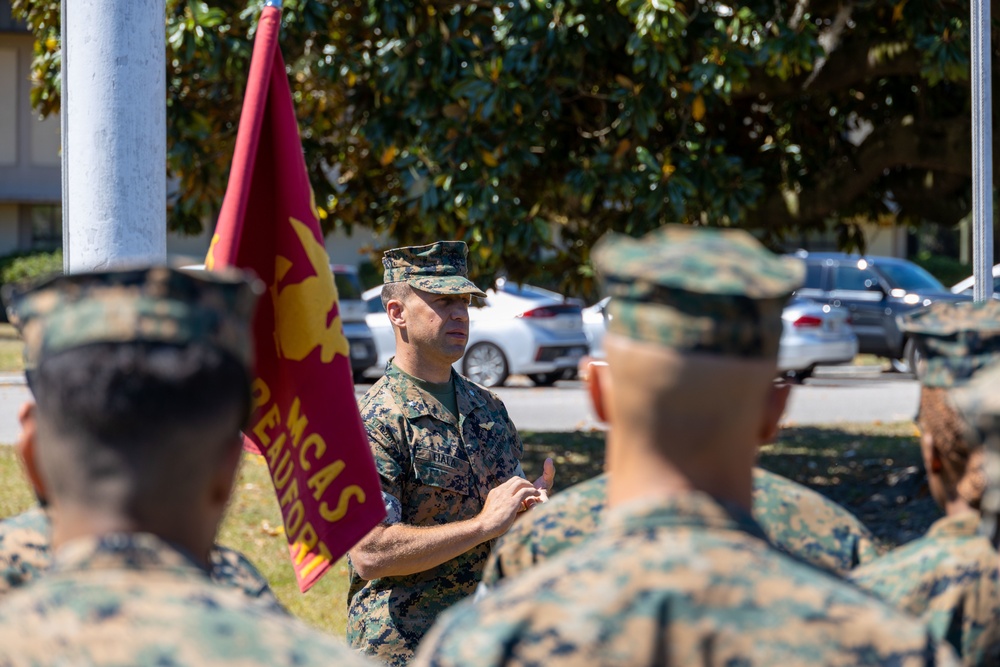 Headquarters and Headquarters Squadron Award Ceremony