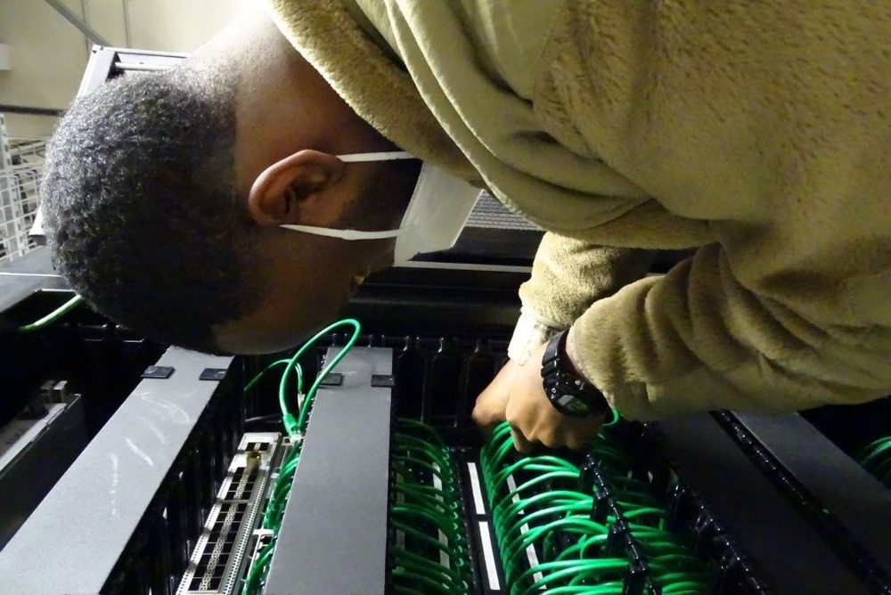 614th ACOMS paves the way for moving into new CFSCC HQ building