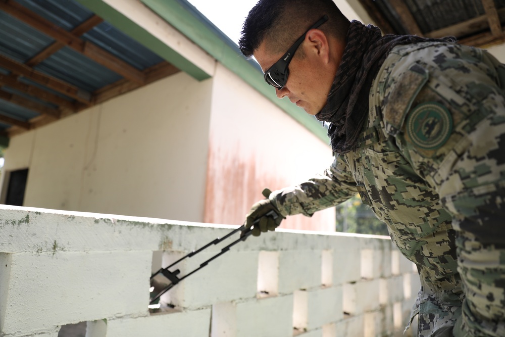 Ordnance disabling training during TRADEWINDS 22