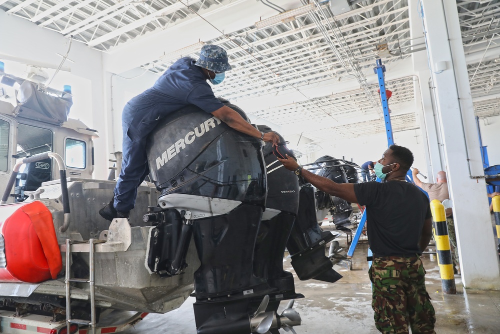 Belize Coast Guard vessel maintenance training during Tradewinds 2022