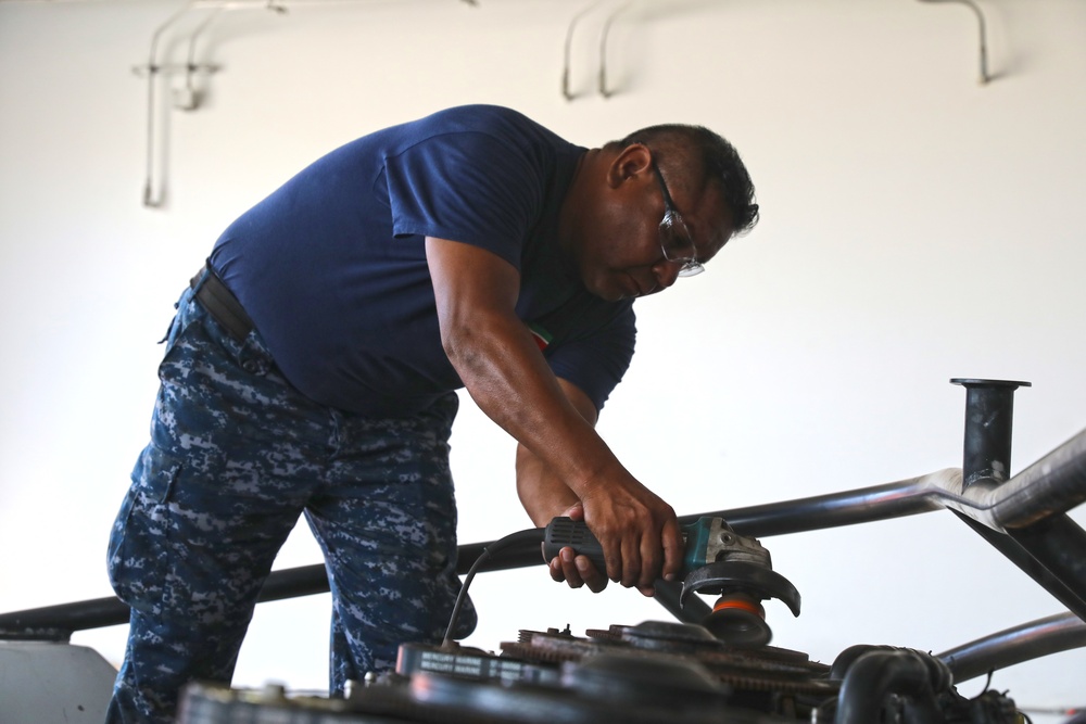 Belize Coast Guard vessel maintenance training during Tradewinds 2022