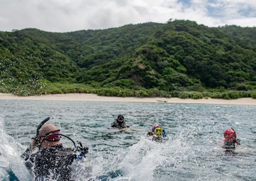 Diving in with the Kadena FSS