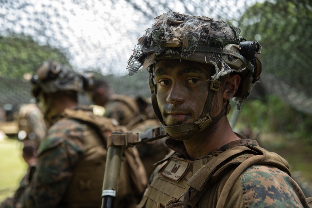 3/2 Combat Engineers utilize explosives in live-fire drill