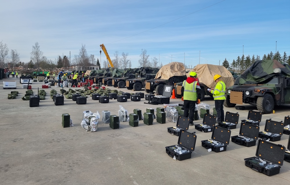 Colorado National Guard unit receives APS-2 gear in Estonia for DEFENDER-Europe 22