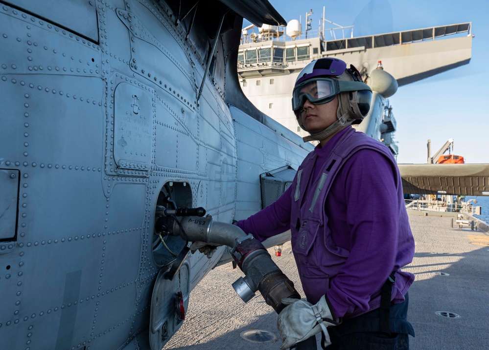 USS Hershel "Woody" Williams (ESB 4) Conducts Flight Operations