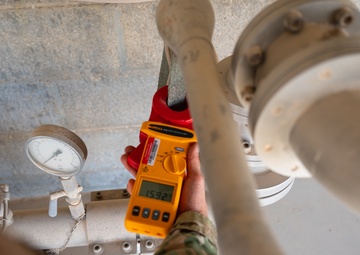 Preparing for Accurate Test 22 refueling operations