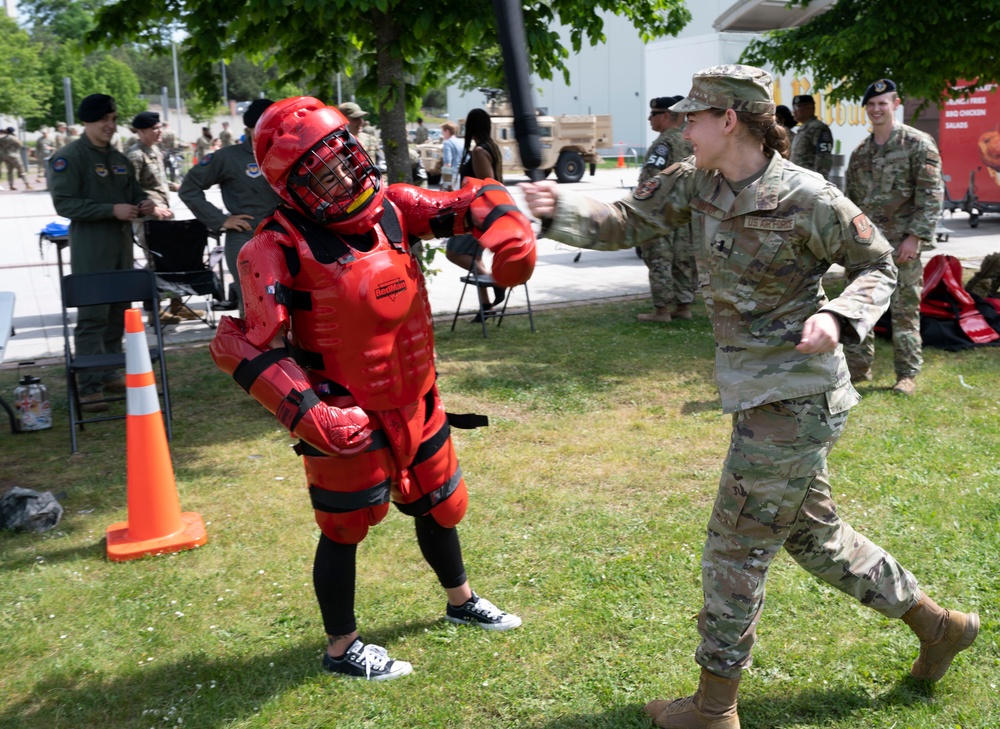 Ramstein SFS units host Demo and Expo
