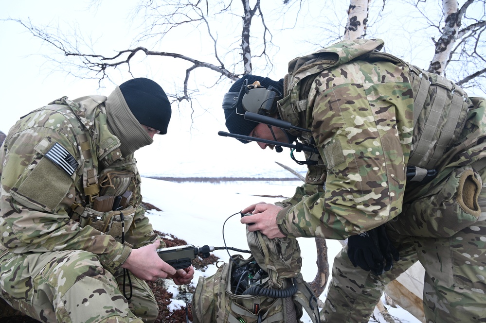 U.S. Service Members and International Partners train with A-10C Thunderbolt II during Swift Response Exercise
