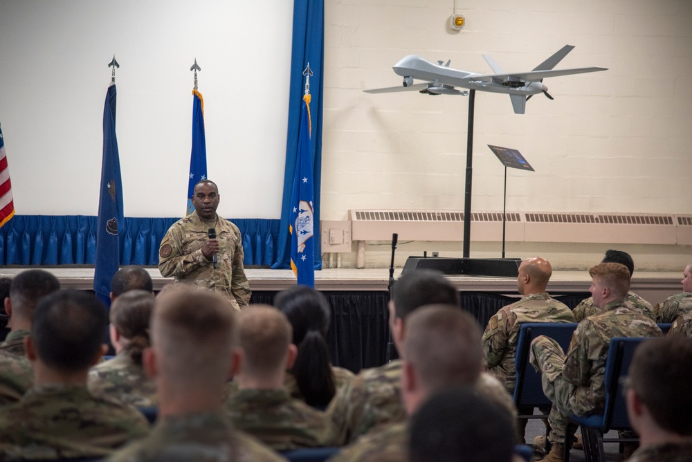 Senior Enlisted Leader of the Air National Guard visits 111th Attack Wing at Biddle ANG Base