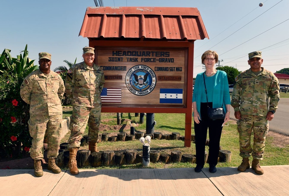 New U.S. Ambassador to Honduras visits Soto Cano Air Base