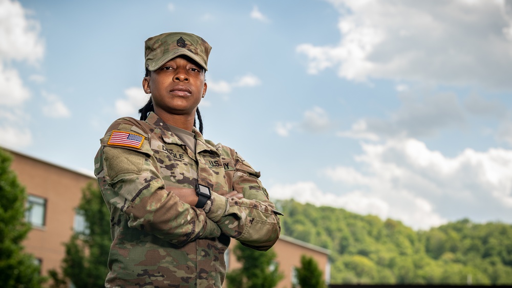 Soldiers compete in the National Guard Bureau Region 2 Best Warrior Competition