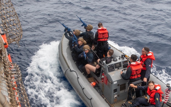 USS Milius trains VBSS