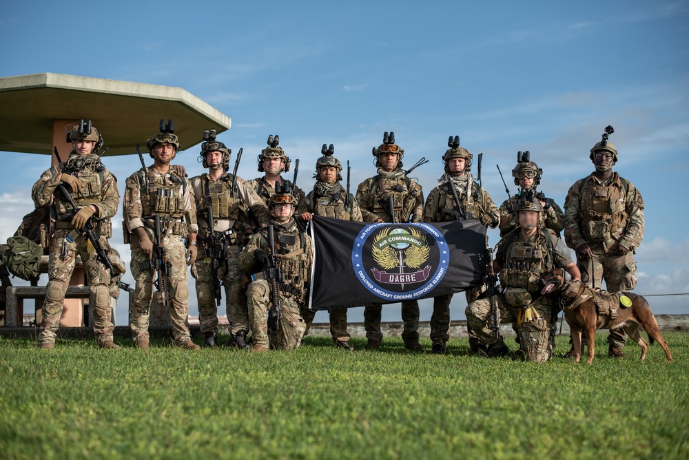 Joint forces train to fight at night