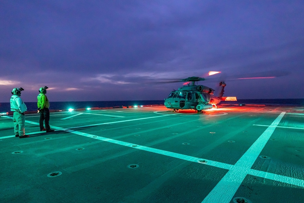 USS Charleston (LCS 18) and HSC-21 participate in Noble Vanguard