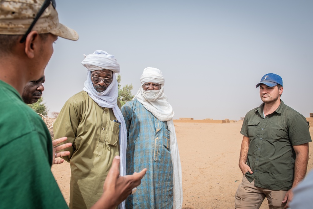 409th AEG and FAN civil affairs build relationships in Niger