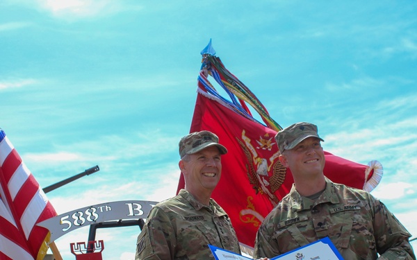 Soldier re-enlists at Poland with V Corps deputy commanding general
