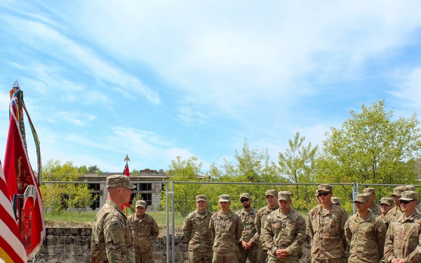 Soldier re-enlists at Poland with V Corps deputy commanding general