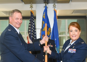Col. Van Sickle assumes command of 433rd MDG