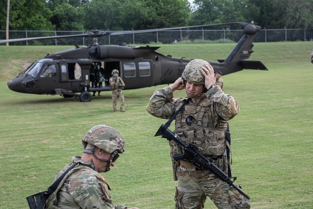 Army National Guard Soldiers compete for regional Best Warrior