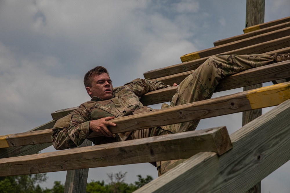 Army National Guard Soldiers compete for regional Best Warrior