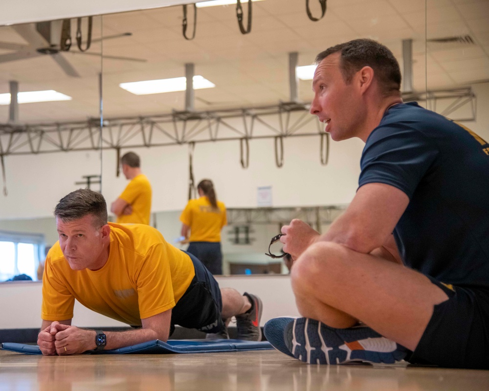Reserve Sailors Participate in PFA