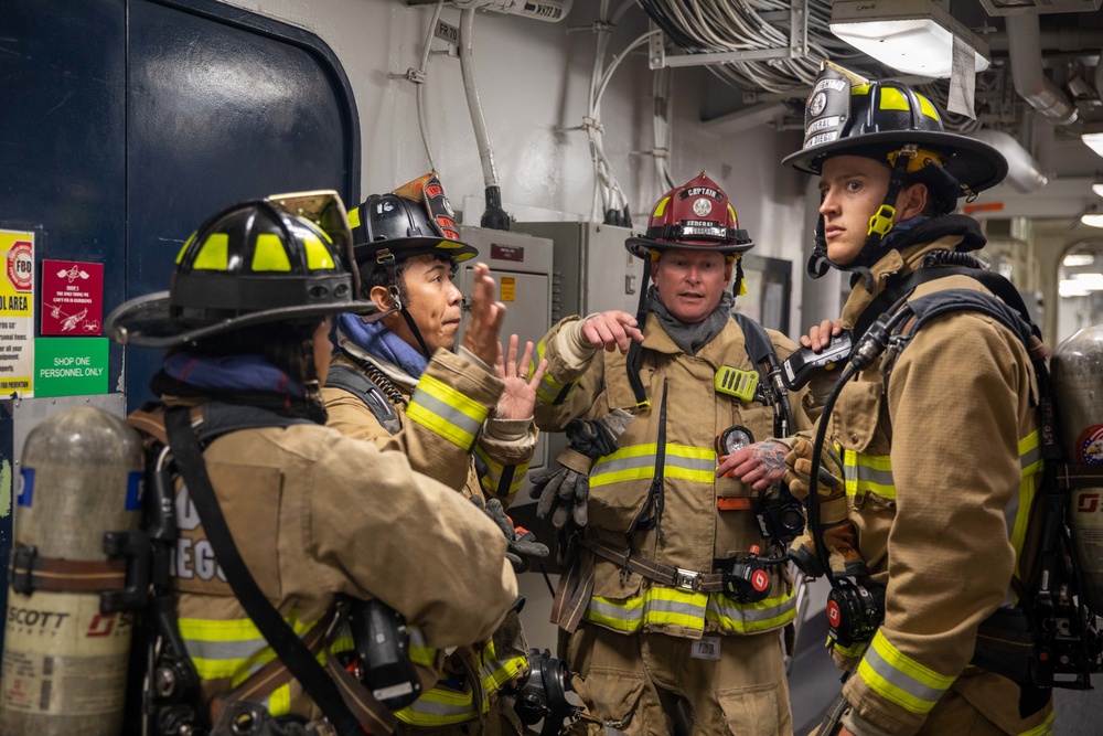Makin Island Completes Chapter 12 Fire Drill