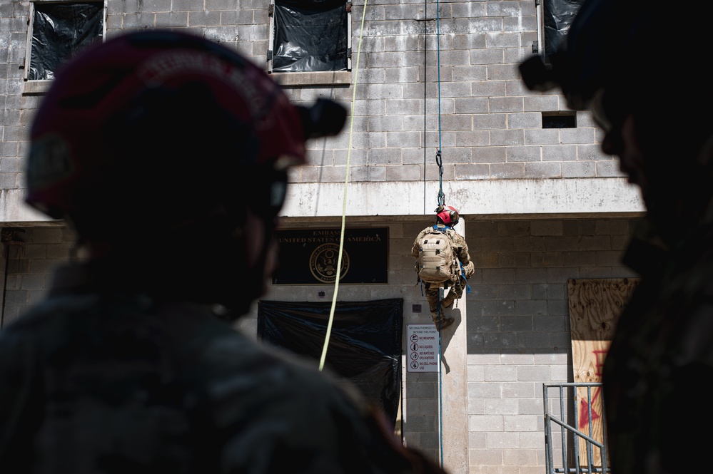 911th TREC Soldiers Train at Quantico