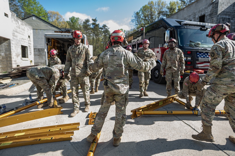 911th TREC Soldiers Train at Quantico