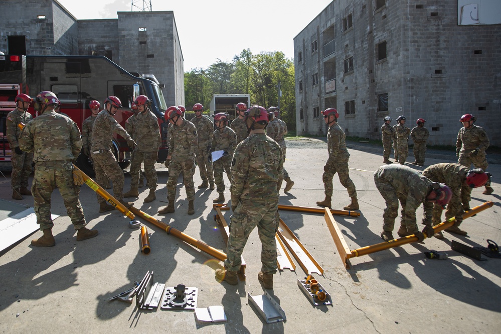 911th TREC Soldiers Train at Quantico