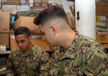 U.S. Navy Reserve Sailors Embark USS Boxer