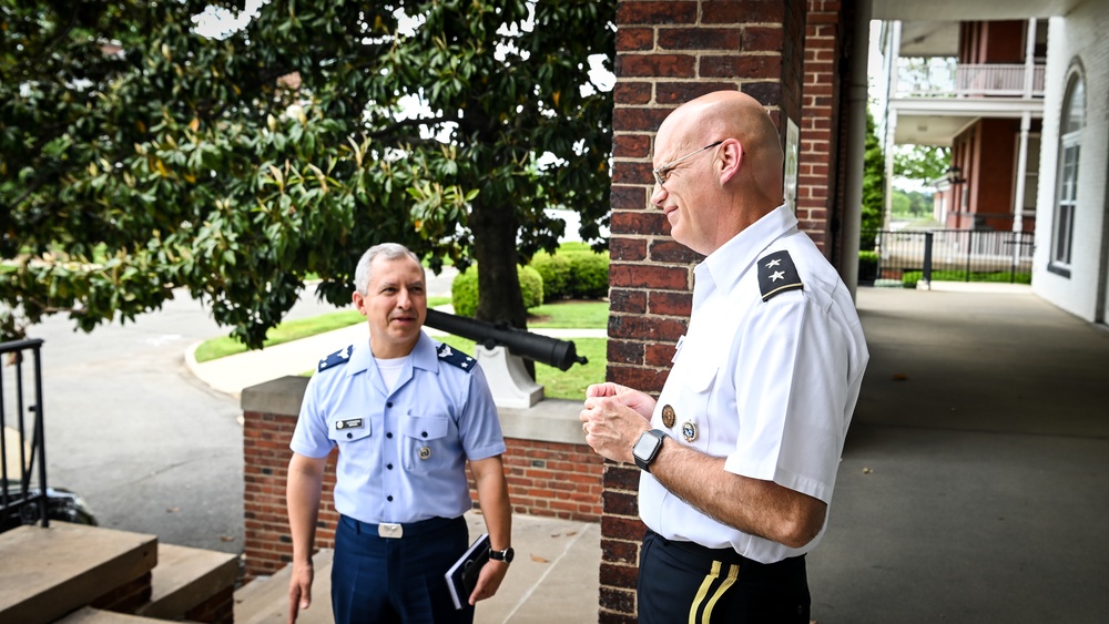 Colonel Pablo De Leon, Guatemala Delegate Visits IADC