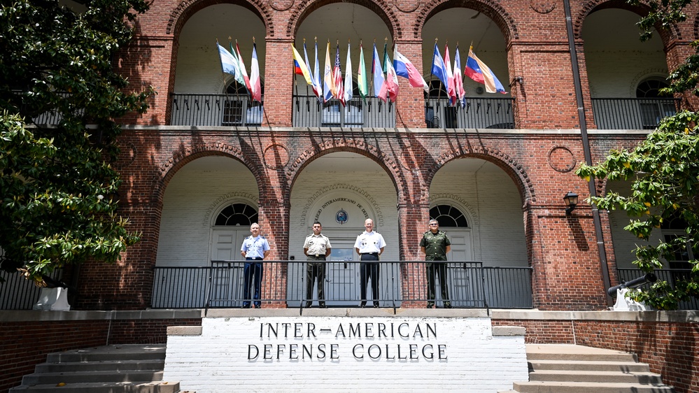 Colonel Pablo De Leon, Guatemala Delegate Visits IADC