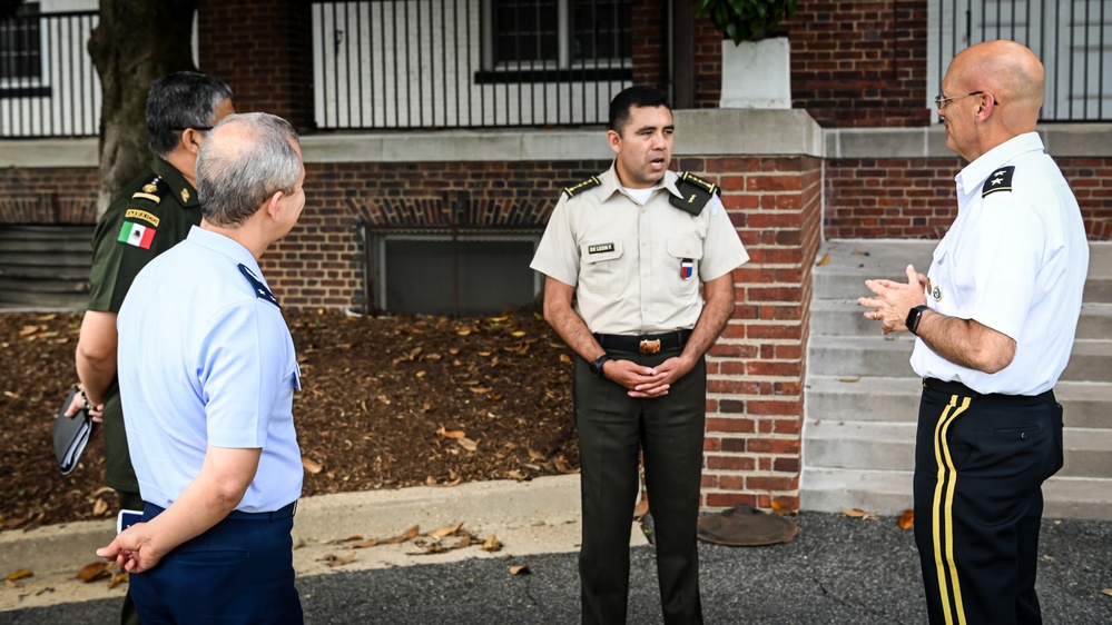 Colonel Pablo De Leon, Guatemala Delegate Visits IADC