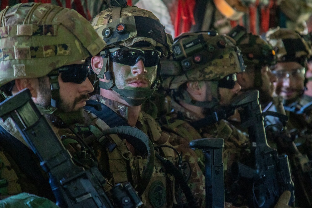 U.S. and Italian Army units make history during Exercise Swift Response