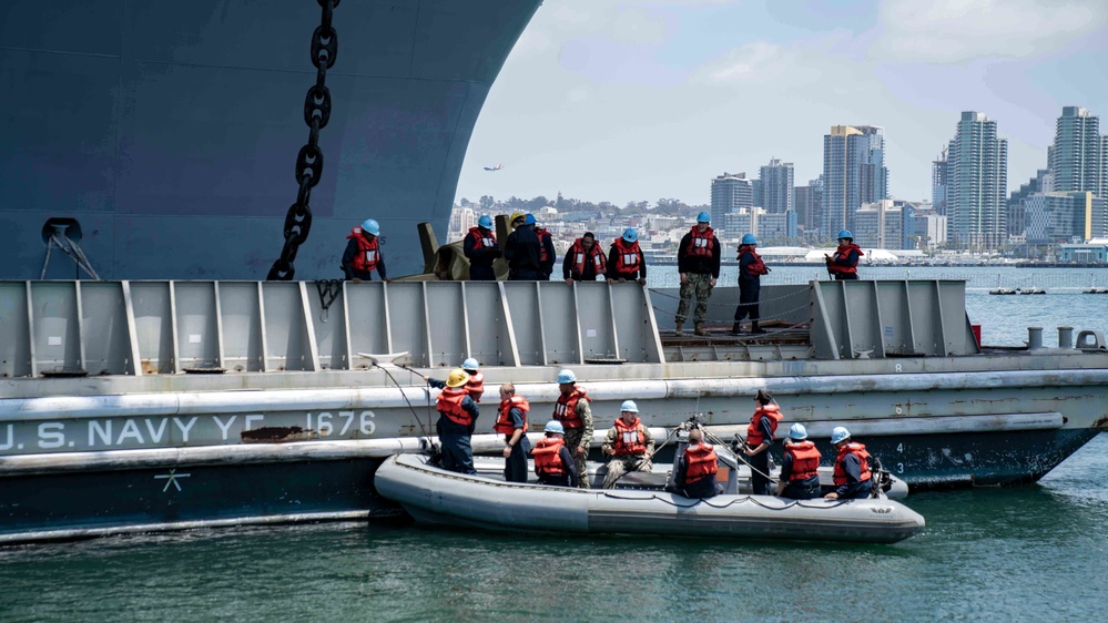 USS Carl Vinson (CVN 70) Sailors Remove Anchor