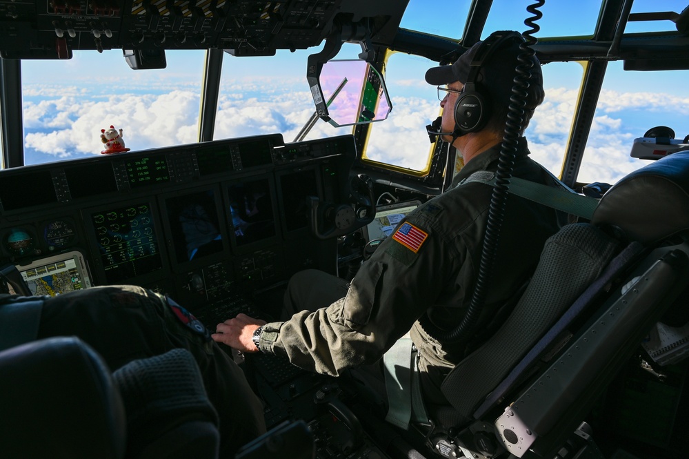 129th Rescue Wing saves passengers in international waters