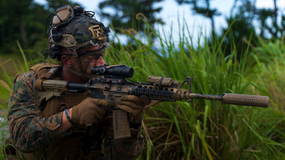 3/2 Combat Engineers conduct a live fire range