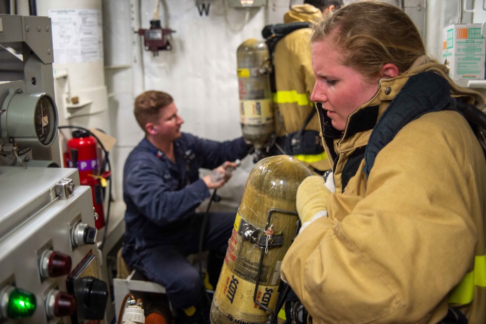 USS Jason Dunham (DDG 109) Conducts General Quarters Drill